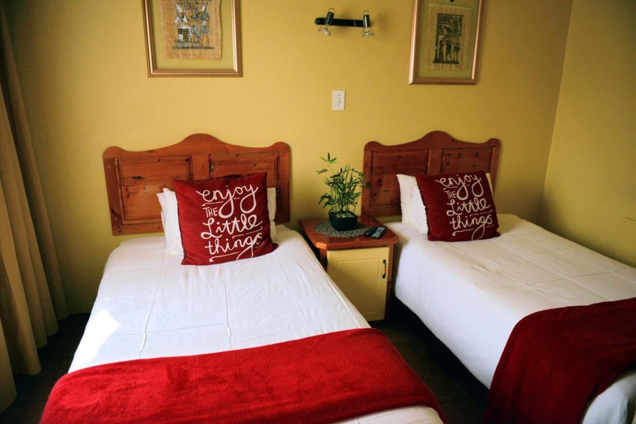 Rita'S Guesthouse Cc Vryheid Eksteriør bilde