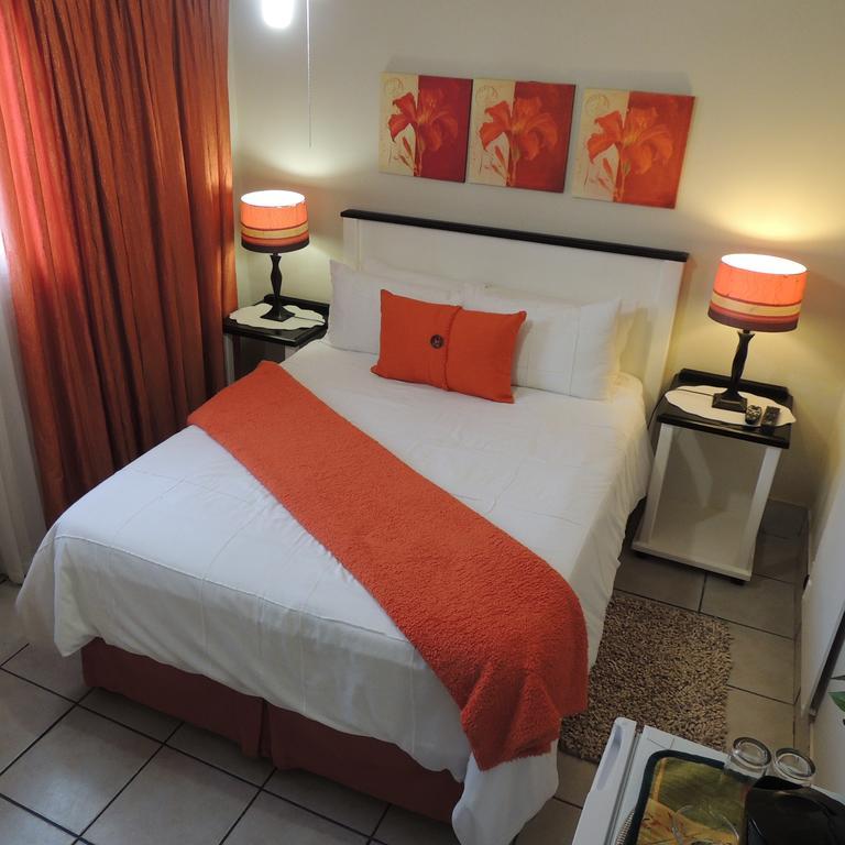 Rita'S Guesthouse Cc Vryheid Eksteriør bilde
